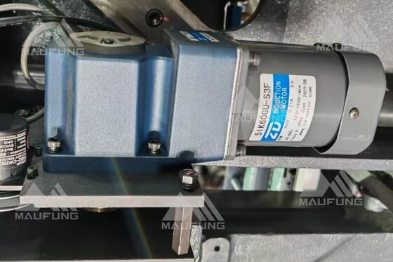 Automatic Three Knife Trimmer Machine Janpanese Keyance PLC コントロールシステム スケーラブルドッキング ISMシステム